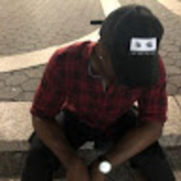 Meet your Posher, Malcom maliik - Picture 1 of 1